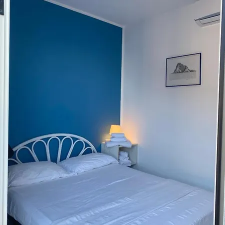 Cannetomare Daire Canneto (Lipari)