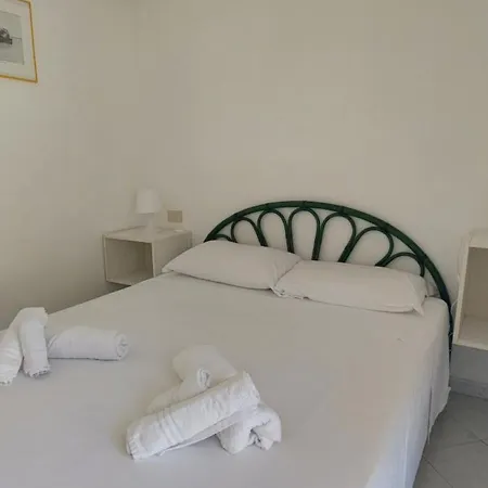 Cannetomare Apartman *