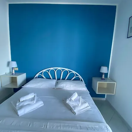 Cannetomare Apartman *